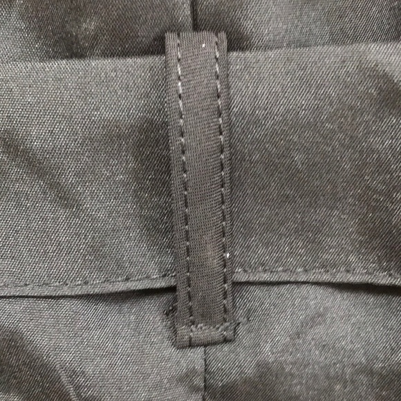 Black high waisted belted shorts - Picture 3 of 6